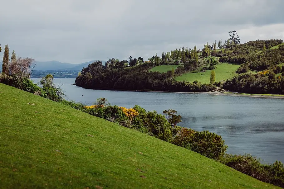 Parque Nacional Chiloé bosque siempreverde playa Cucao Océano Pacífico